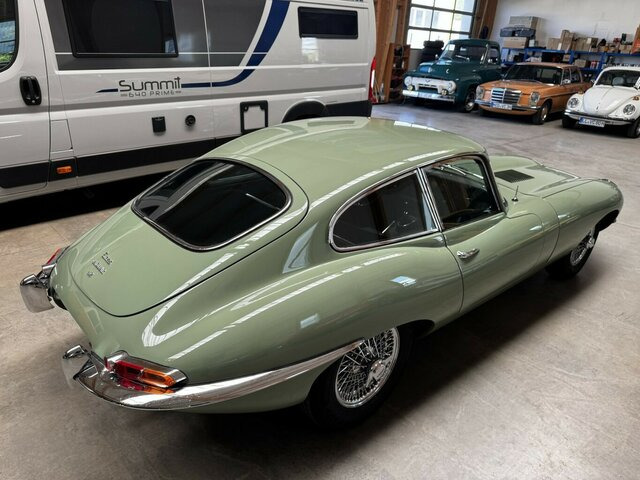 JAGUAR E-Type 4.2 Litre Serie 1.5 FHC Zustand 1 - Легковой автомобиль: фото 4 JAGUAR E-Type 4.2 Litre Serie 1.5 FHC Zustand 1 - Легковой автомобиль: фото 4