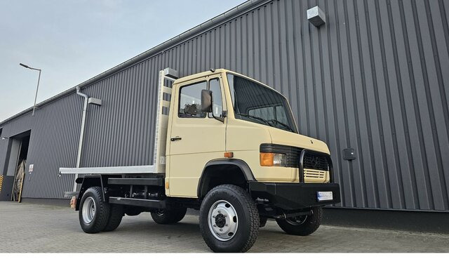 MERCEDES-BENZ 814 D T2 Vario 4x4 Allrad Topzustand! - Малотоннажный бортовой грузовик: фото 1 MERCEDES-BENZ 814 D T2 Vario 4x4 Allrad Topzustand! - Малотоннажный бортовой грузовик: фото 1