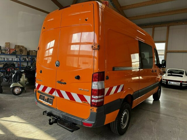 Цельнометаллический фургон MERCEDES-BENZ Sprinter 316 CDI 4x4 Allrad 5-Sitzer...: фото 35