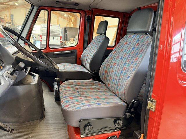 MERCEDES-BENZ T1 310 Bremer Doka perfekt!... - Фургон с закрытым кузовом, Грузопассажирский фургон: фото 3 MERCEDES-BENZ T1 310 Bremer Doka perfekt!... - Фургон с закрытым кузовом, Грузопассажирский фургон: фото 3