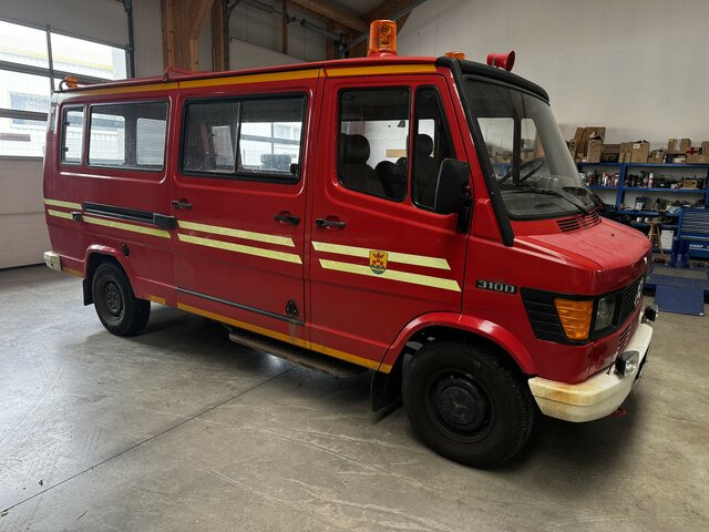 MERCEDES-BENZ T1 310 D Bremer Kombi Feuerwehr1. Hand - Микроавтобус, Пассажирский фургон: фото 2 MERCEDES-BENZ T1 310 D Bremer Kombi Feuerwehr1. Hand - Микроавтобус, Пассажирский фургон: фото 2