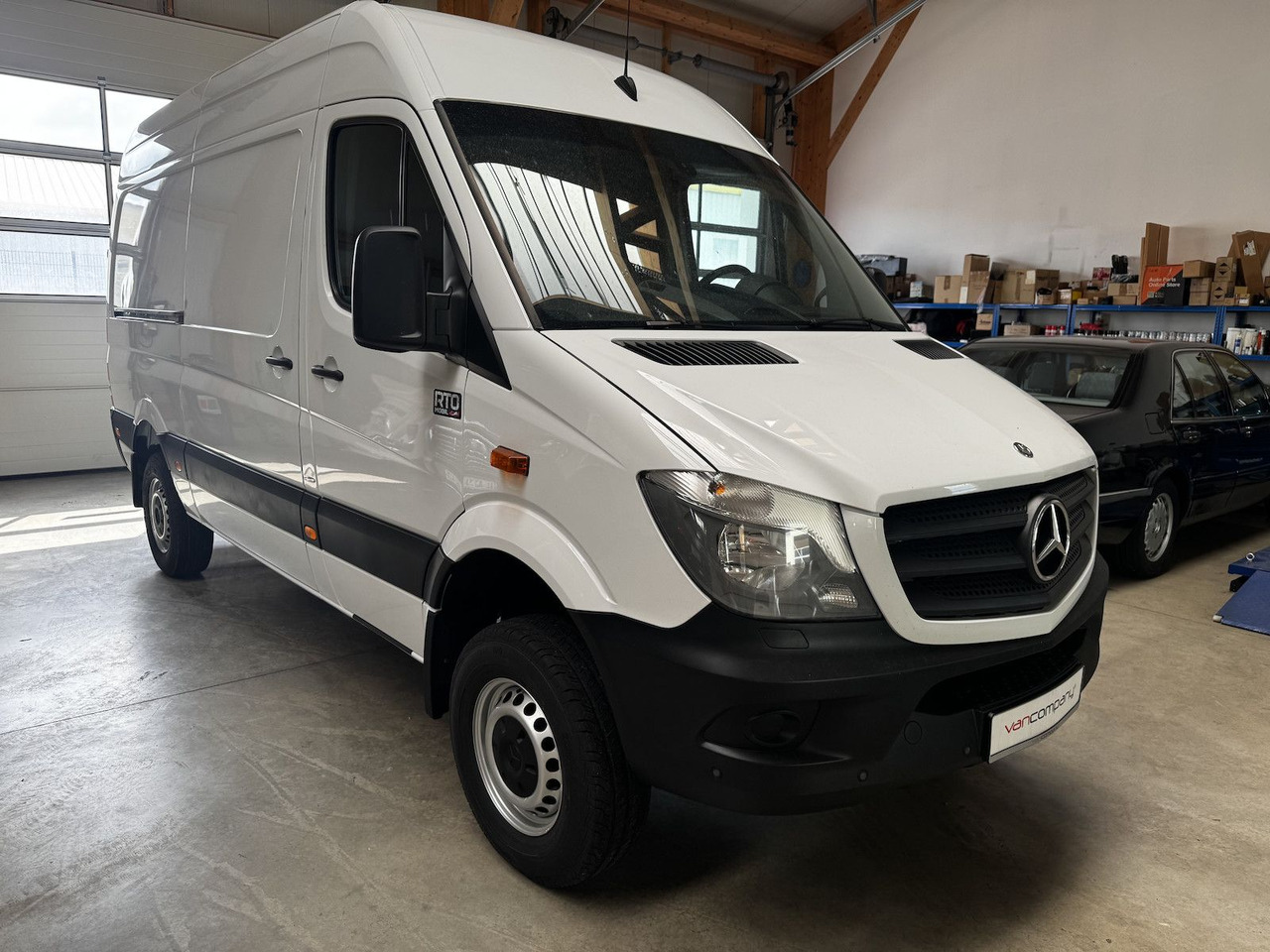 Mercedes-Benz Sprinter 319 CDI 4x4 3.0 V6 Untersetzung 1a! - Кастенваген: фото 3 Mercedes-Benz Sprinter 319 CDI 4x4 3.0 V6 Untersetzung 1a! - Кастенваген: фото 3
