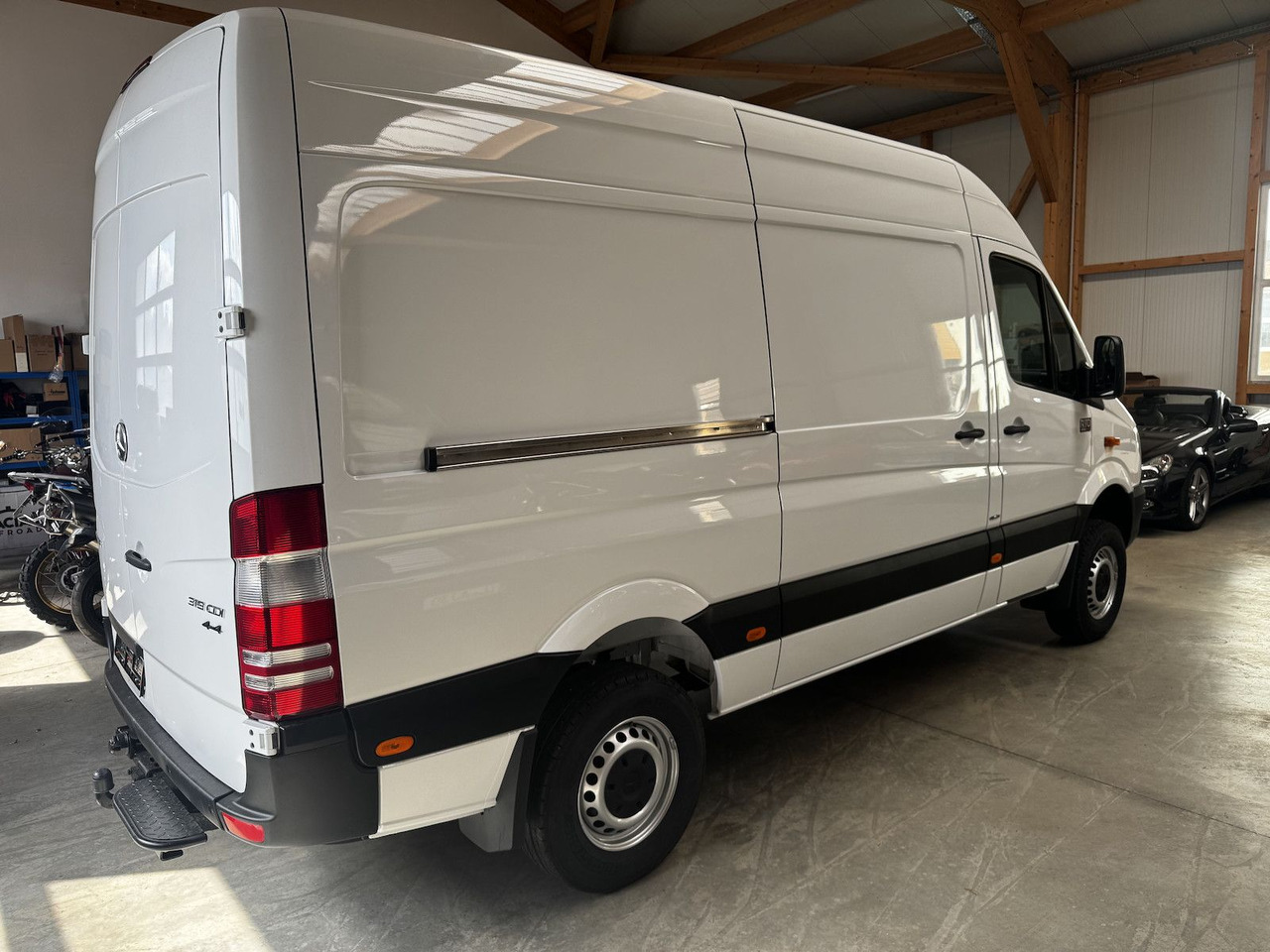 Mercedes-Benz Sprinter 319 CDI 4x4 3.0 V6 Untersetzung 1a! - Кастенваген: фото 5 Mercedes-Benz Sprinter 319 CDI 4x4 3.0 V6 Untersetzung 1a! - Кастенваген: фото 5