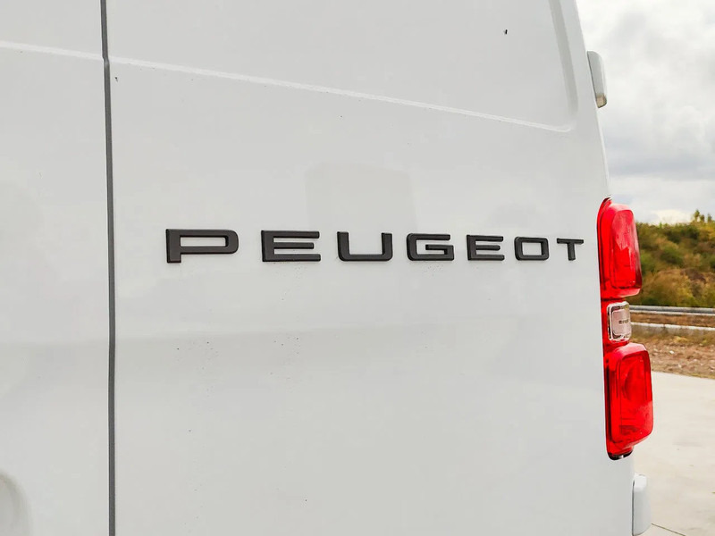 Цельнометаллический фургон Peugeot Expert L2H1 | Leasing: фото 8