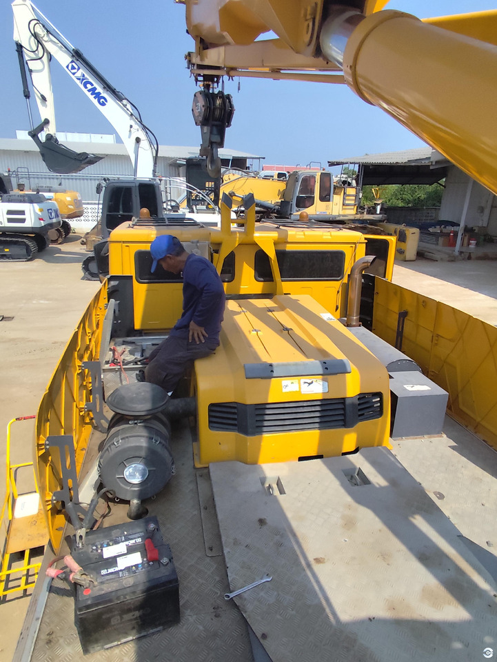 XCMG XCT30_Y 30ton truck crane diesel lift machine for sale - Строительная техника: фото 5 XCMG XCT30_Y 30ton truck crane diesel lift machine for sale - Строительная техника: фото 5