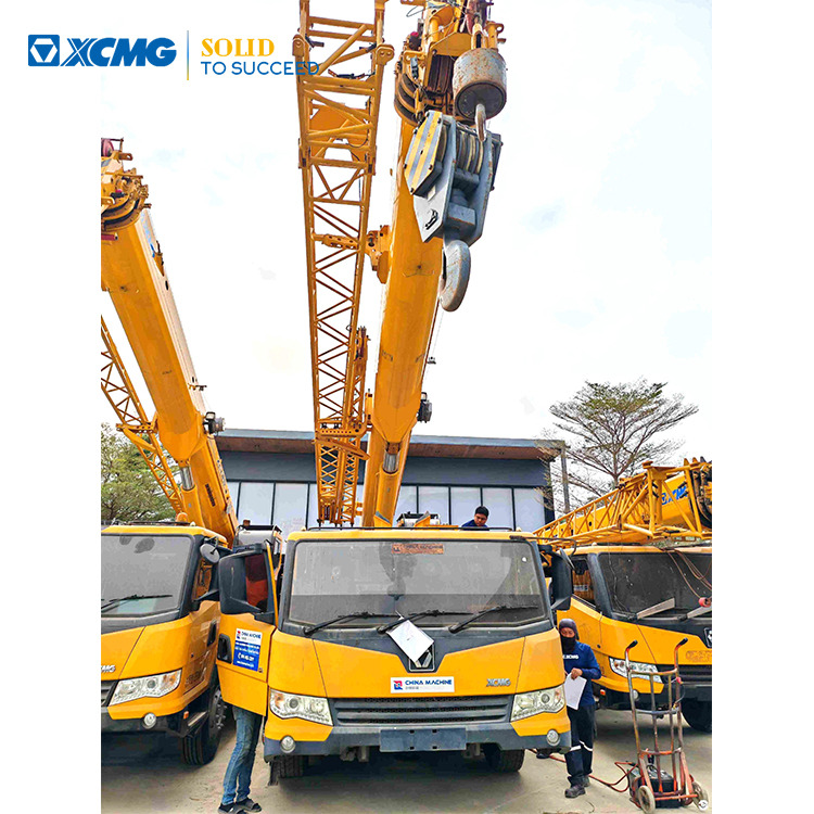 XCMG 2019 hydraulic telescopic arm 60ton truck crane XCT60_Y price - Мобильный кран: фото 1 XCMG 2019 hydraulic telescopic arm 60ton truck crane XCT60_Y price - Мобильный кран: фото 1