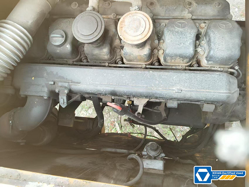 XCMG 500ton second hand XGC500 used hoist machine price - Гусеничный кран: фото 4 XCMG 500ton second hand XGC500 used hoist machine price - Гусеничный кран: фото 4