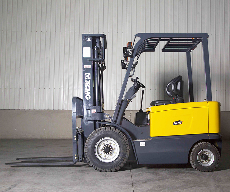 XCMG Official 1.5 ton 2ton 2.5tons 3 tons 3.5T 4 Wheel Electric Forklift - Электропогрузчик: фото 2 XCMG Official 1.5 ton 2ton 2.5tons 3 tons 3.5T 4 Wheel Electric Forklift - Электропогрузчик: фото 2