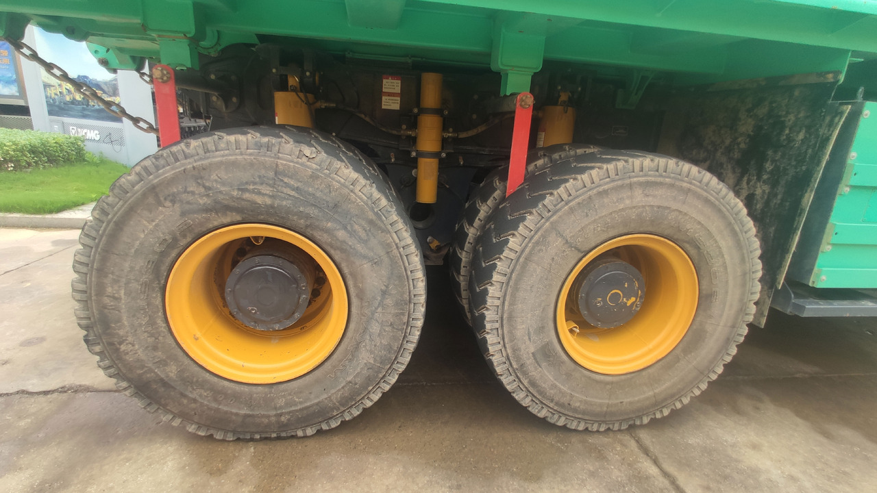 XCMG Official 2022 Year Used 72 Ton Cheap Tipper Truck XDR80TE Dumper Truck Price - Внедорожный самосвал: фото 5 XCMG Official 2022 Year Used 72 Ton Cheap Tipper Truck XDR80TE Dumper Truck Price - Внедорожный самосвал: фото 5