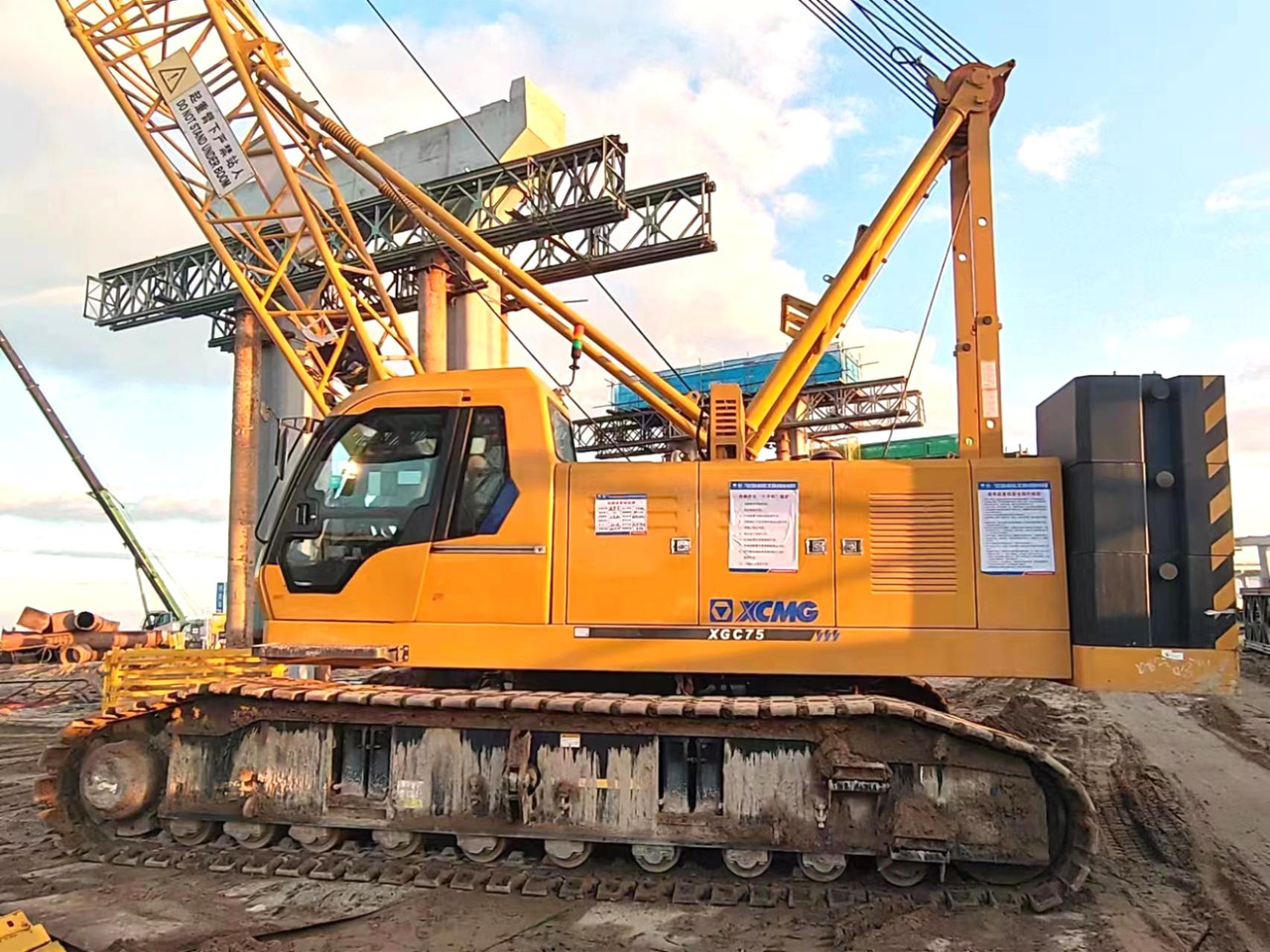 XCMG Official 75 Ton Mechanical Crawler Crane XGC75 Used Hydraulic Mobile Crane Hot Sale - Гусеничный кран: фото 3 XCMG Official 75 Ton Mechanical Crawler Crane XGC75 Used Hydraulic Mobile Crane Hot Sale - Гусеничный кран: фото 3
