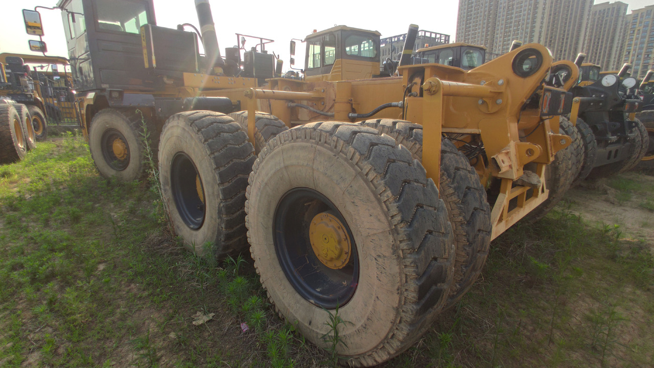 XCMG Official Second Hand 70 Ton 6x4 Dump Truck XDM80 China Tipper Trucks For Sale - Внедорожный самосвал: фото 3 XCMG Official Second Hand 70 Ton 6x4 Dump Truck XDM80 China Tipper Trucks For Sale - Внедорожный самосвал: фото 3