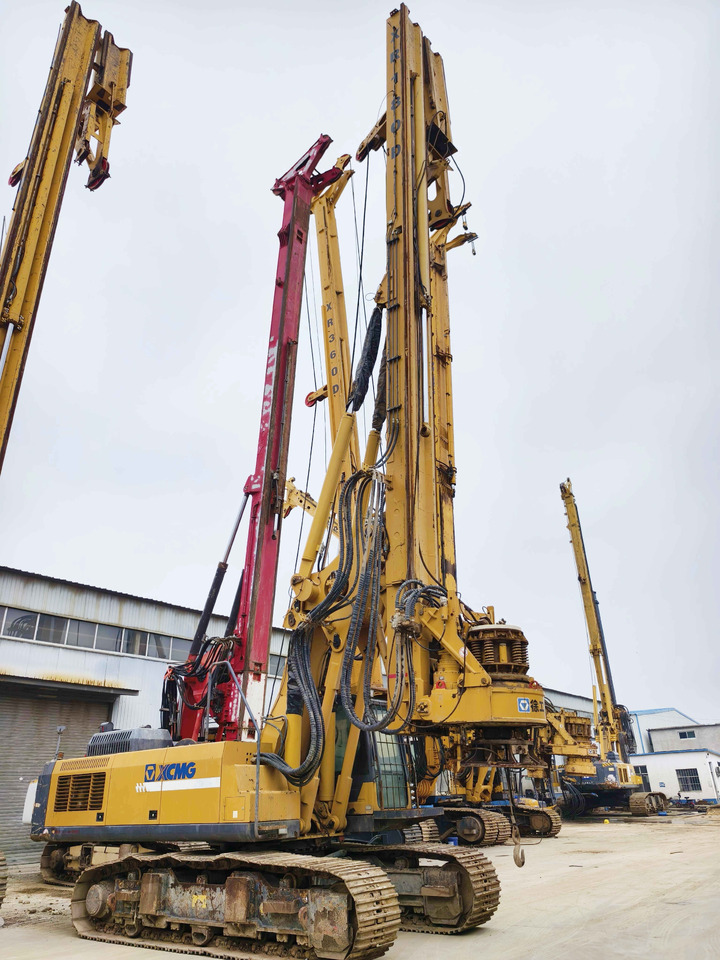 XCMG Official Second Hand Rotary Drill XR180D Used Borehole Drilling Rig Price - Буровая машина: фото 4 XCMG Official Second Hand Rotary Drill XR180D Used Borehole Drilling Rig Price - Буровая машина: фото 4