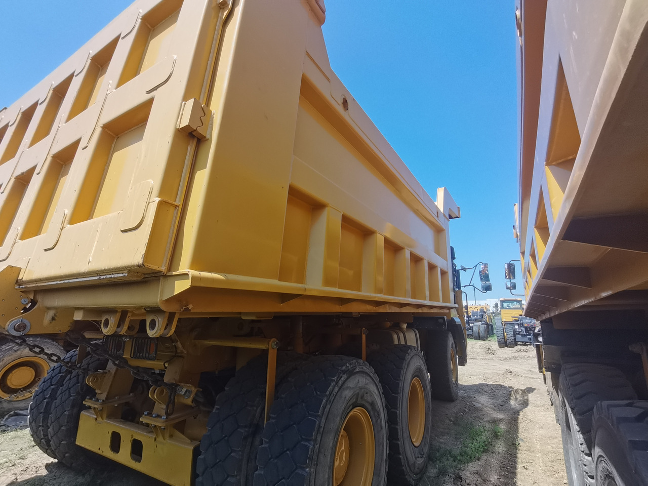 XCMG Official XDR80T 70 Ton Wheel Dumper Second Hand Chinese Tipper Truck Best Price - Внедорожный самосвал: фото 4 XCMG Official XDR80T 70 Ton Wheel Dumper Second Hand Chinese Tipper Truck Best Price - Внедорожный самосвал: фото 4