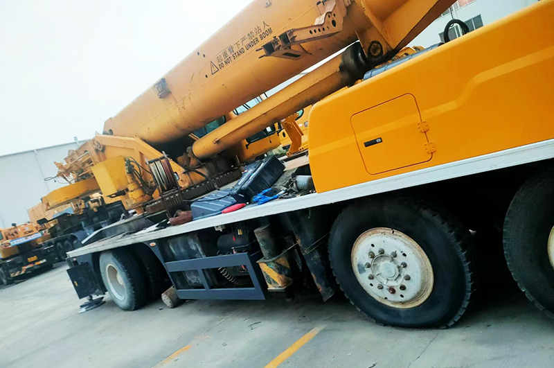 XCMG QY70K-I 70ton lifting machine hoist truck crane price - Мобильный кран: фото 3 XCMG QY70K-I 70ton lifting machine hoist truck crane price - Мобильный кран: фото 3