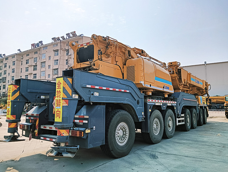 XCMG XCA500 used 500 ton hydraulic telescopic boom all terrain crane - Вседорожный кран: фото 5 XCMG XCA500 used 500 ton hydraulic telescopic boom all terrain crane - Вседорожный кран: фото 5