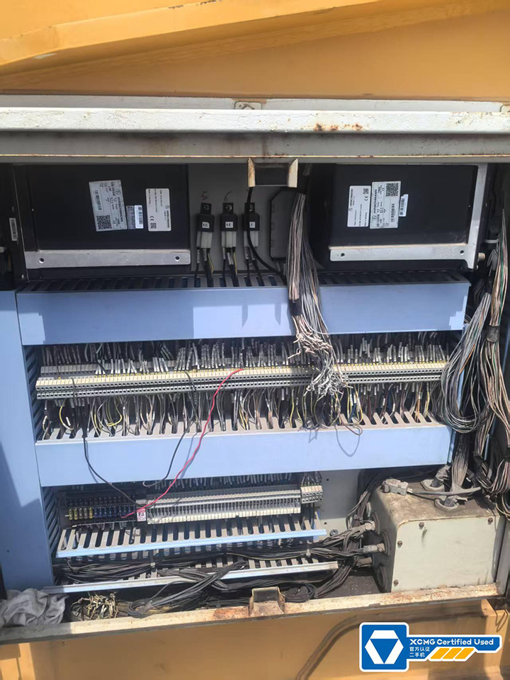 XCMG XGC500 500ton used hydraulic lift machine price - Гусеничный кран: фото 3 XCMG XGC500 500ton used hydraulic lift machine price - Гусеничный кран: фото 3