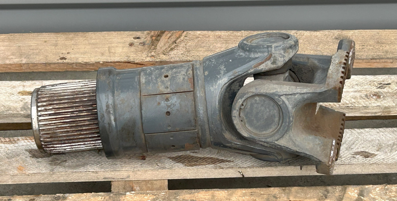 Карданный вал DAF CF EURO 6 440 DRIVE SHAFT LENGTH 1640 MM: фото 8 Карданный вал DAF CF EURO 6 440 DRIVE SHAFT LENGTH 1640 MM: фото 8