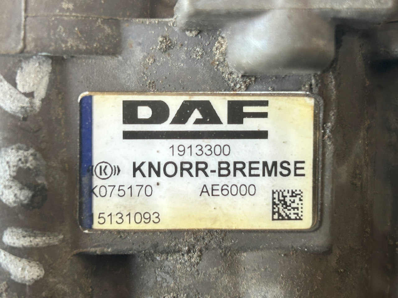 DAF CF XF 106 480 APU KIT ZEL2100 1973210 ( ELA1000 + AE6000) - Тормозной клапан: фото 5 DAF CF XF 106 480 APU KIT ZEL2100 1973210 ( ELA1000 + AE6000) - Тормозной клапан: фото 5