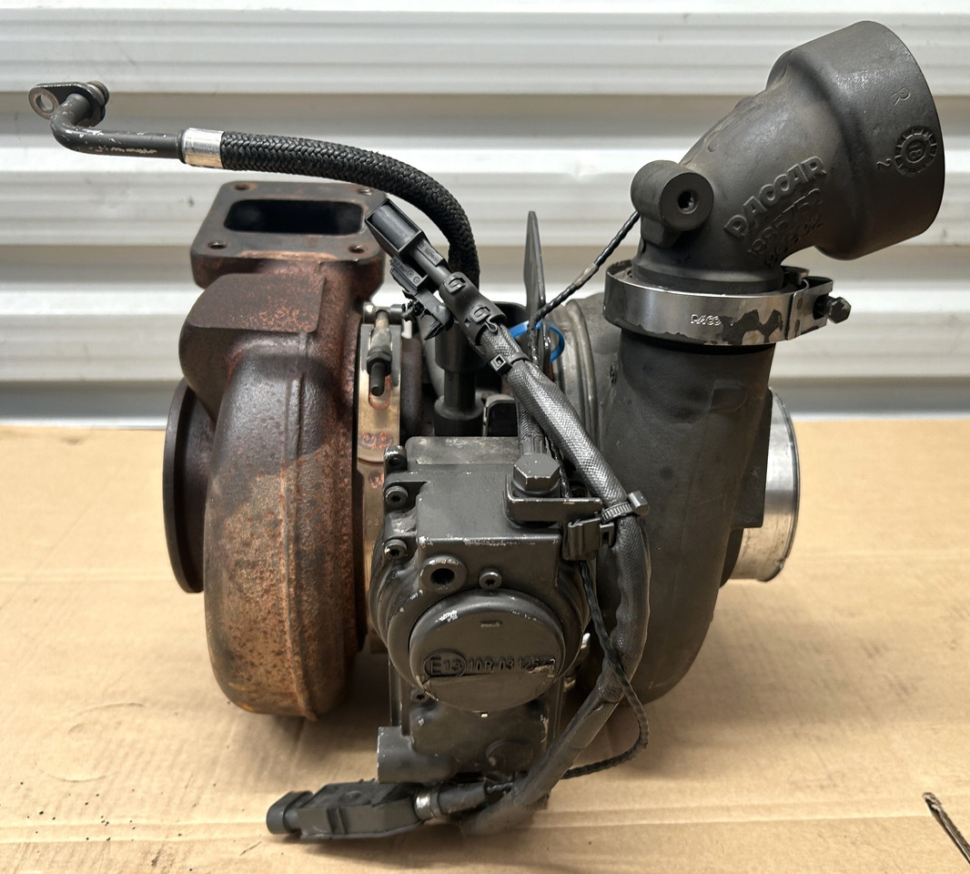 DAF TURBOCHARGER WITH VTG DAF XF 106 480 - Турбина: фото 1 DAF TURBOCHARGER WITH VTG DAF XF 106 480 - Турбина: фото 1