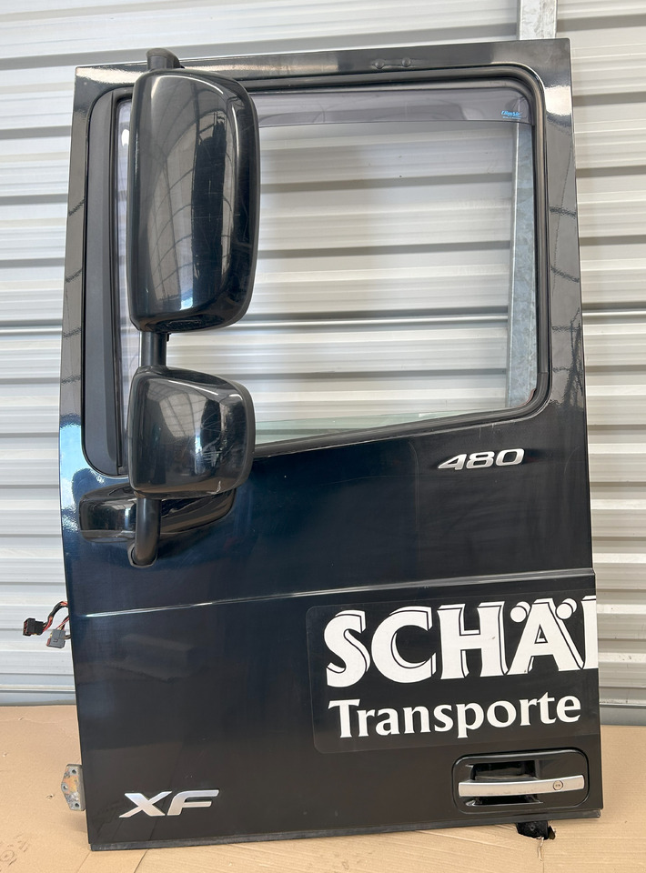 DAF XF 106 DOOR LEFT WITH MIRROR - Дверь и запчасти: фото 1 DAF XF 106 DOOR LEFT WITH MIRROR - Дверь и запчасти: фото 1