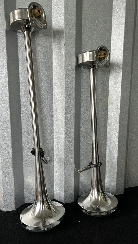 FIAMM 2 TRUMPETS, SHORT + LONG + ASSEMBLY KIT FIAMM, ORIGINAL FOR MERCEDES ACTROS MP5 - Универсальная запчасть: фото 5 FIAMM 2 TRUMPETS, SHORT + LONG + ASSEMBLY KIT FIAMM, ORIGINAL FOR MERCEDES ACTROS MP5 - Универсальная запчасть: фото 5