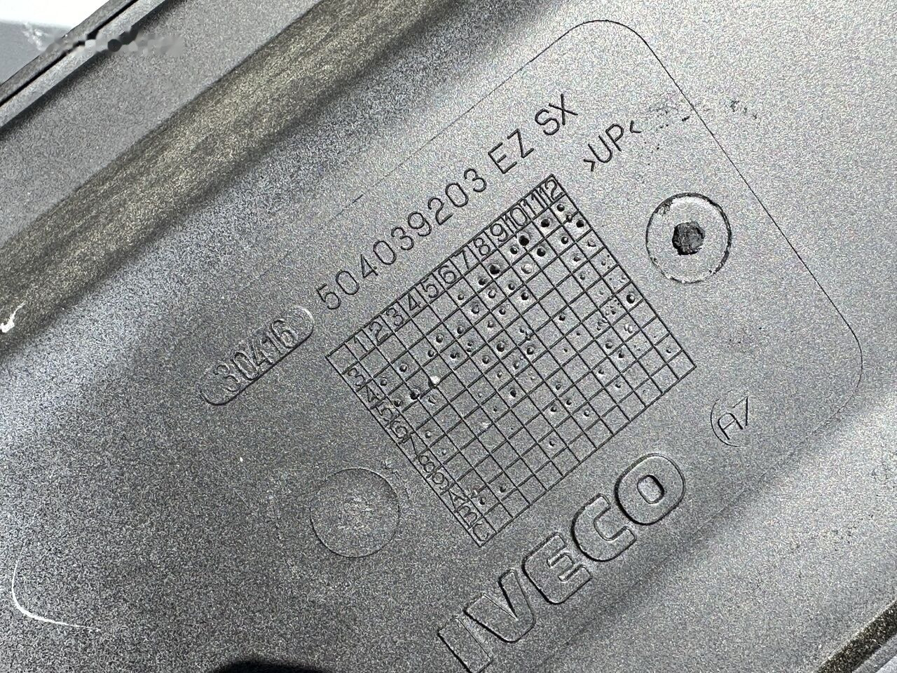 IVECO EUROCARGO 504039203 IVECO 504039203 - Боковая подножка для Грузовиков: фото 3 IVECO EUROCARGO 504039203 IVECO 504039203 - Боковая подножка для Грузовиков: фото 3