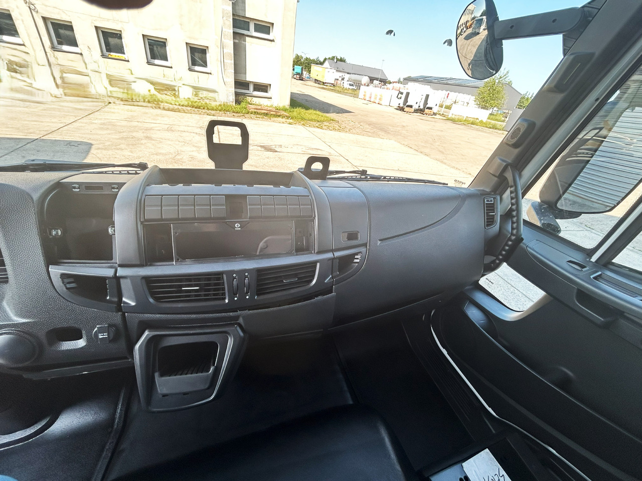 Новый Кабина для Легковых автомобилей IVECO Eurocargo 75 DAY cabine Fahrerhaus Cab 2025: фото 21