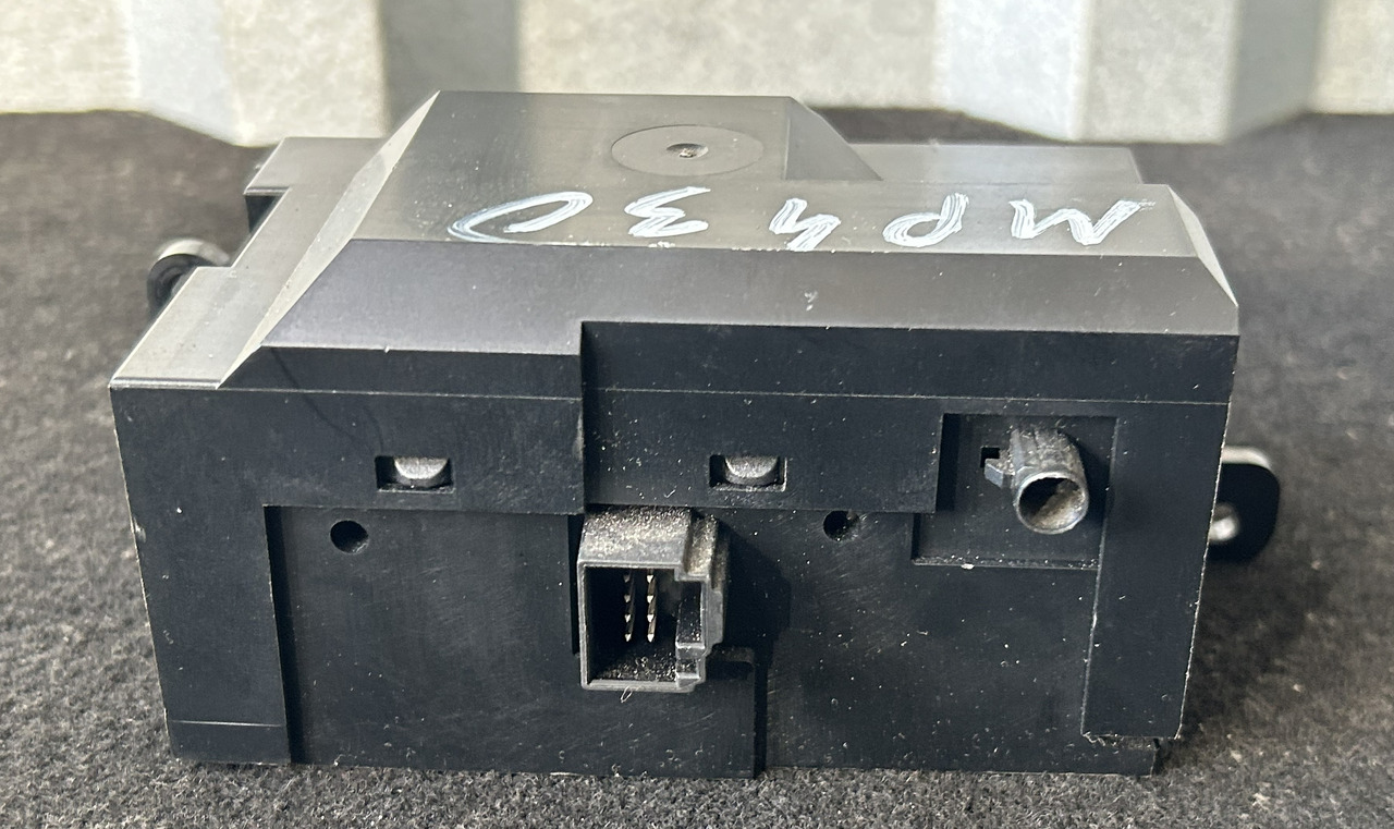 MERCEDES-BENZ ACTROS MP4 START/STOP IGNITION SWITCH - Приборная панель для Грузовиков: фото 3 MERCEDES-BENZ ACTROS MP4 START/STOP IGNITION SWITCH - Приборная панель для Грузовиков: фото 3