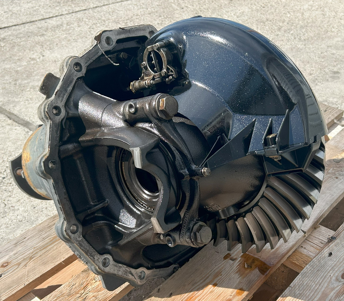 MERCEDES-BENZ DIFFERENTIAL WITH THROTTLE ACTROS MP4 R440-13 2,533 - Задняя ось для Грузовиков: фото 2 MERCEDES-BENZ DIFFERENTIAL WITH THROTTLE ACTROS MP4 R440-13 2,533 - Задняя ось для Грузовиков: фото 2