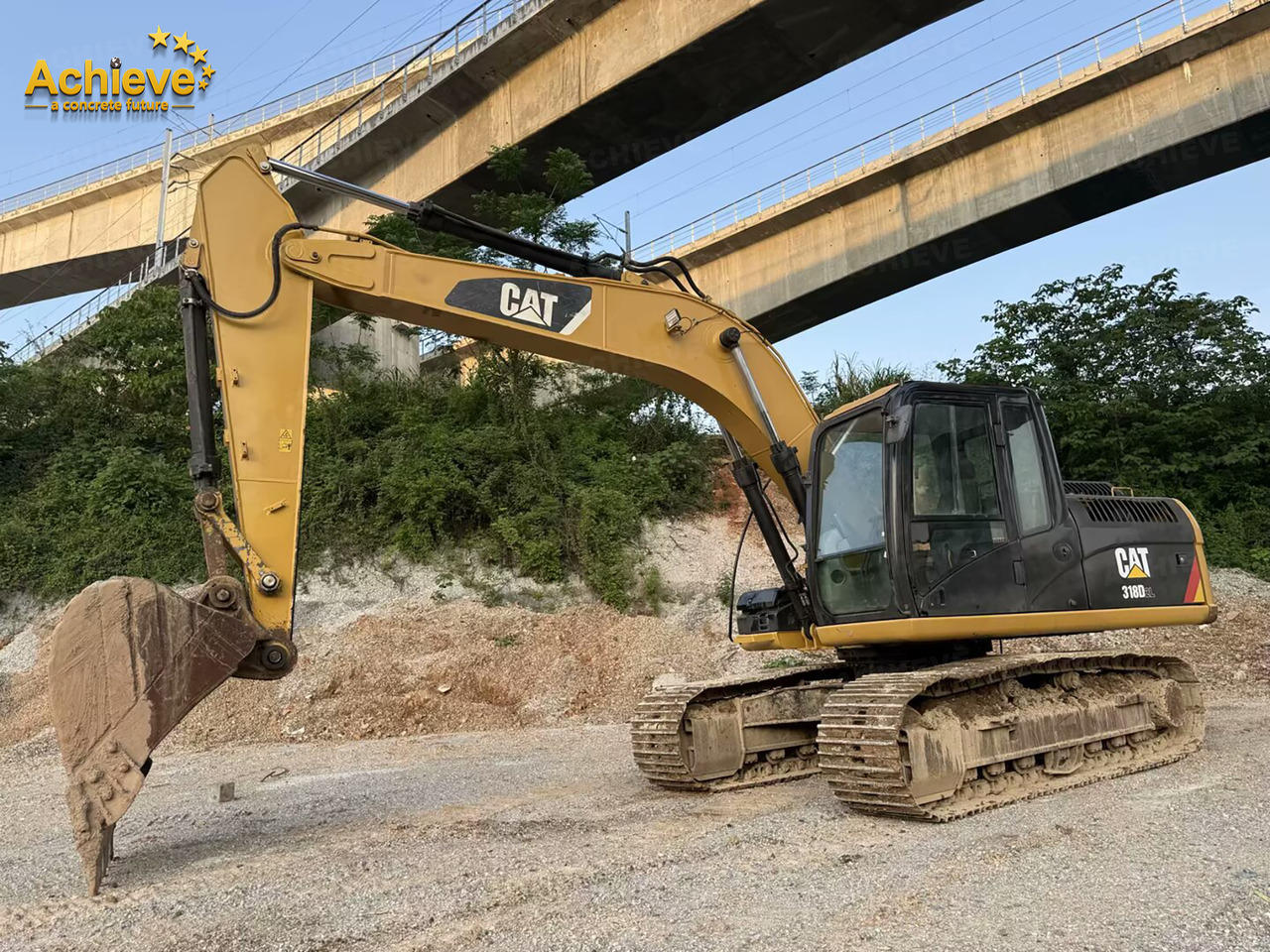 Caterpillar 318DL hydraulic excavator 0.72-0.8 m³ 91 kw/rpm 42.0-42.3 kN Cat® C4.2 【ACHIEVE】 TOP CONDITION!!! - Гусеничный экскаватор: фото 3 Caterpillar 318DL hydraulic excavator 0.72-0.8 m³ 91 kw/rpm 42.0-42.3 kN Cat® C4.2 【ACHIEVE】 TOP CONDITION!!! - Гусеничный экскаватор: фото 3