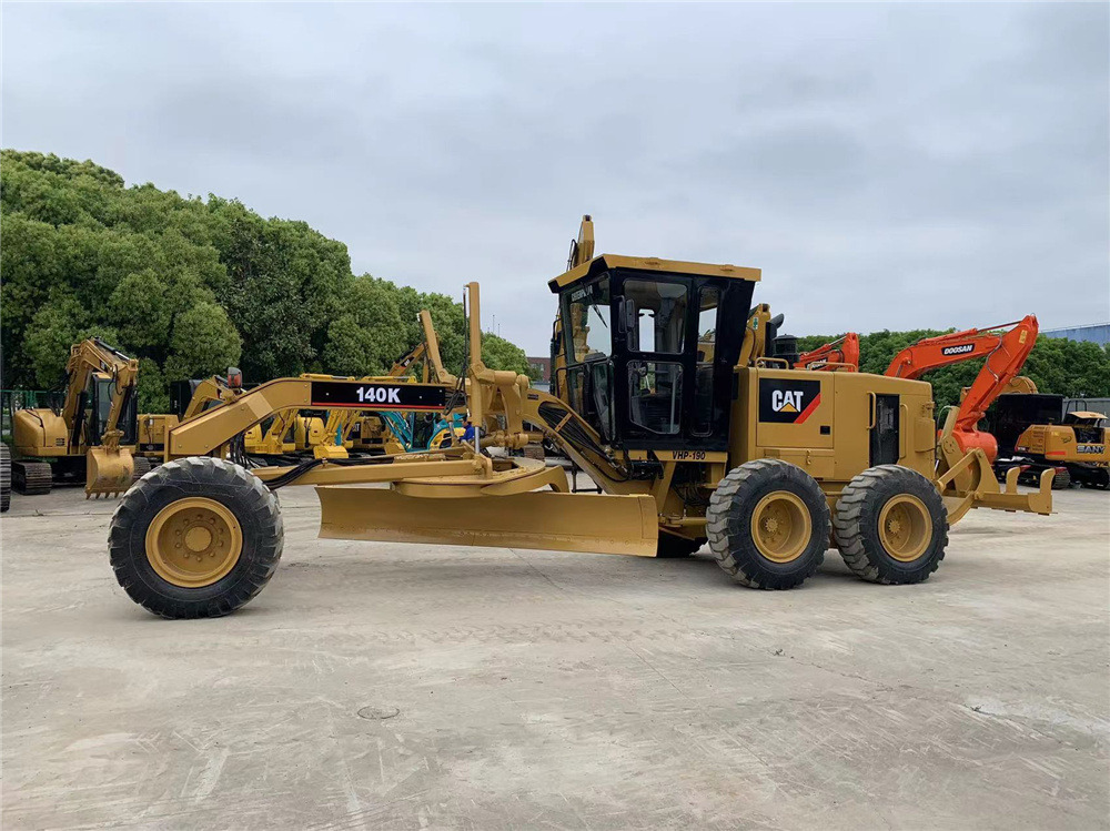 CATERPILLAR Used Motor Grader Original CAT 140K for Sale: 136 kW (183 HP) C7 Engine, 3.7 m Blade & 18,400 kg Operating Weight - Грейдер: фото 2 CATERPILLAR Used Motor Grader Original CAT 140K for Sale: 136 kW (183 HP) C7 Engine, 3.7 m Blade & 18,400 kg Operating Weight - Грейдер: фото 2