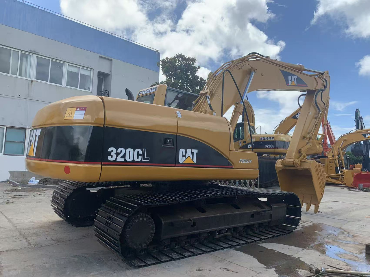Caterpillar 320C, 320CL Hydraulic Excavator with Wide Track for Swamp Terrain - Гусеничный экскаватор: фото 4 Caterpillar 320C, 320CL Hydraulic Excavator with Wide Track for Swamp Terrain - Гусеничный экскаватор: фото 4