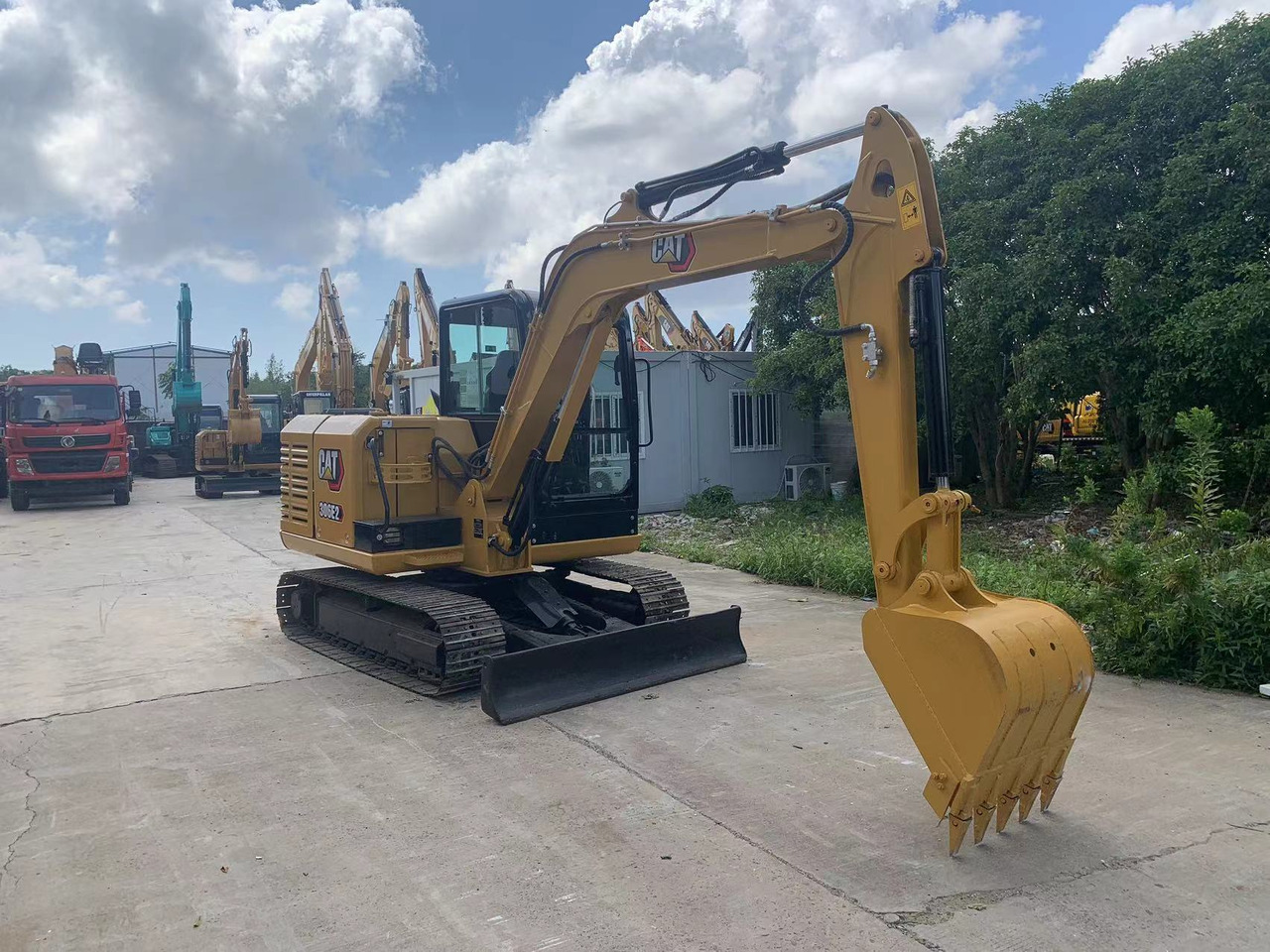 Caterpillar 6 ton Mini Excavator CAT 306D, 306E2 - Гусеничный экскаватор: фото 2 Caterpillar 6 ton Mini Excavator CAT 306D, 306E2 - Гусеничный экскаватор: фото 2
