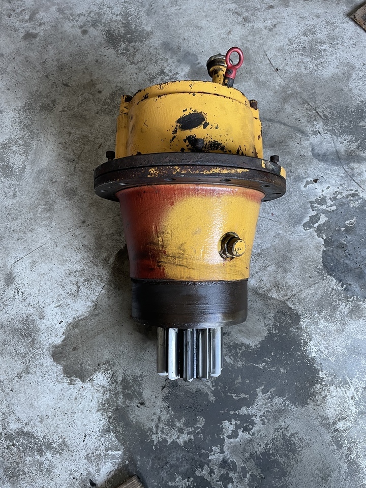 LIEBHERR 914 SAT 250/231 - Поворотный редуктор: фото 1 LIEBHERR 914 SAT 250/231 - Поворотный редуктор: фото 1