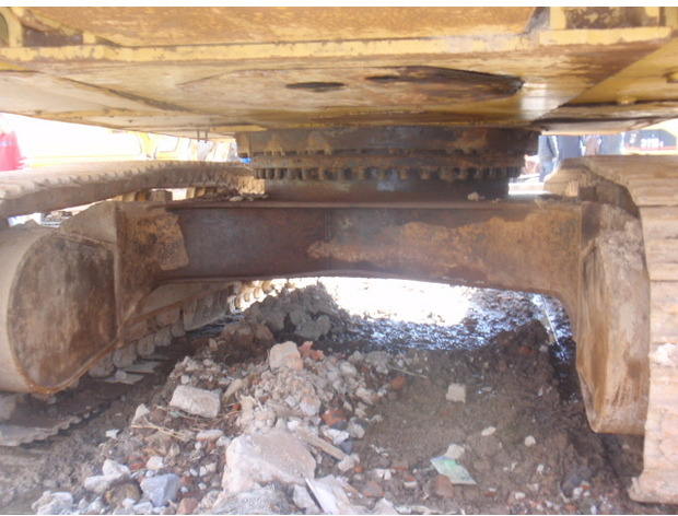 Гусеничный экскаватор 2020 Caterpillar 330D: фото 12 Гусеничный экскаватор 2020 Caterpillar 330D: фото 12