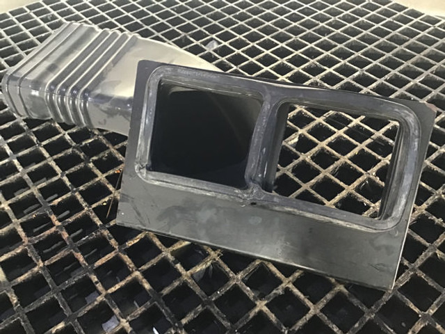 Liebherr Air Duct - Часть системы кондиционирования: фото 1 Liebherr Air Duct - Часть системы кондиционирования: фото 1
