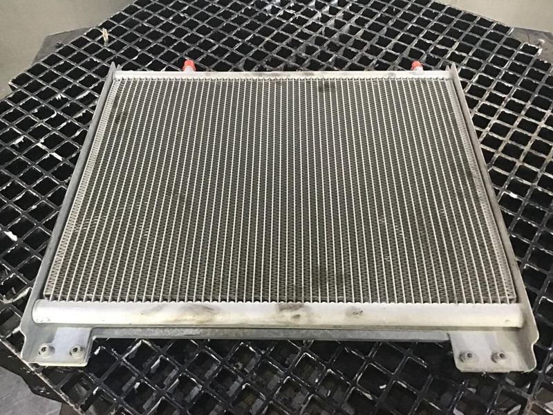 Liebherr Capacitor Unit - Часть системы кондиционирования: фото 1 Liebherr Capacitor Unit - Часть системы кондиционирования: фото 1