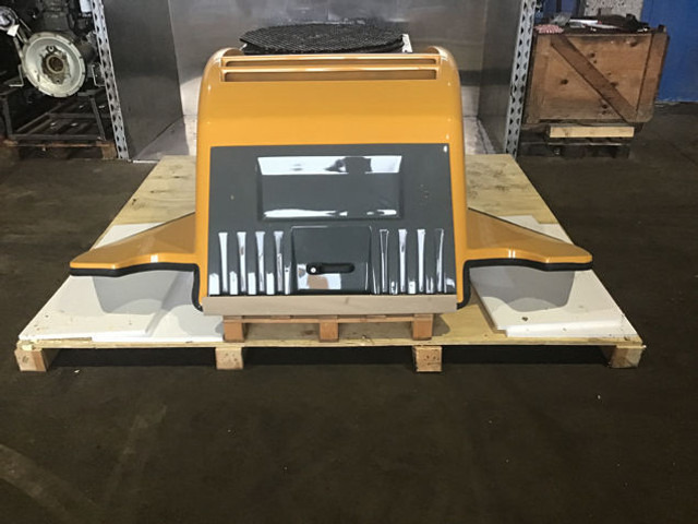 Liebherr Engine Hood - Капот: фото 3 Liebherr Engine Hood - Капот: фото 3