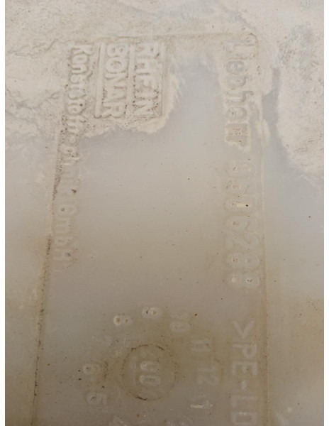 Liebherr Equalising Reservoir - Расширительный бачок: фото 2 Liebherr Equalising Reservoir - Расширительный бачок: фото 2