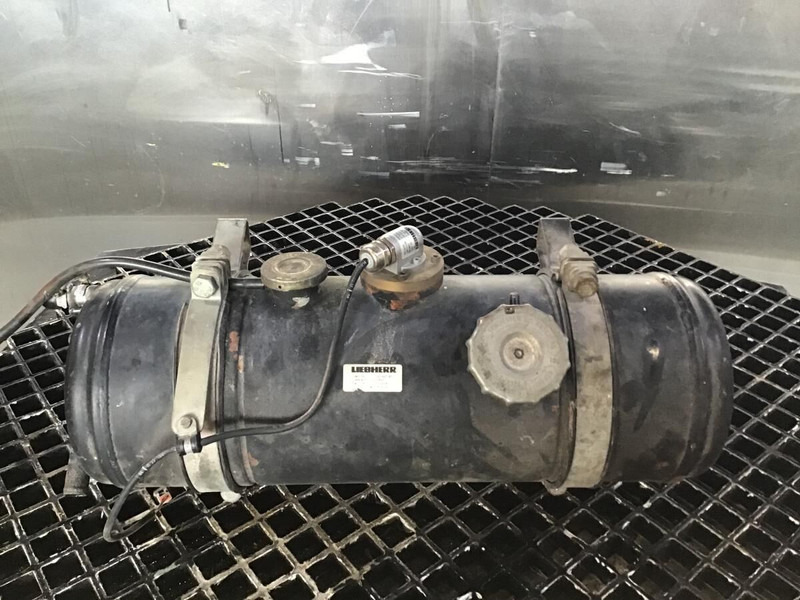 Liebherr Equalizing Reservoir - Расширительный бачок: фото 2 Liebherr Equalizing Reservoir - Расширительный бачок: фото 2