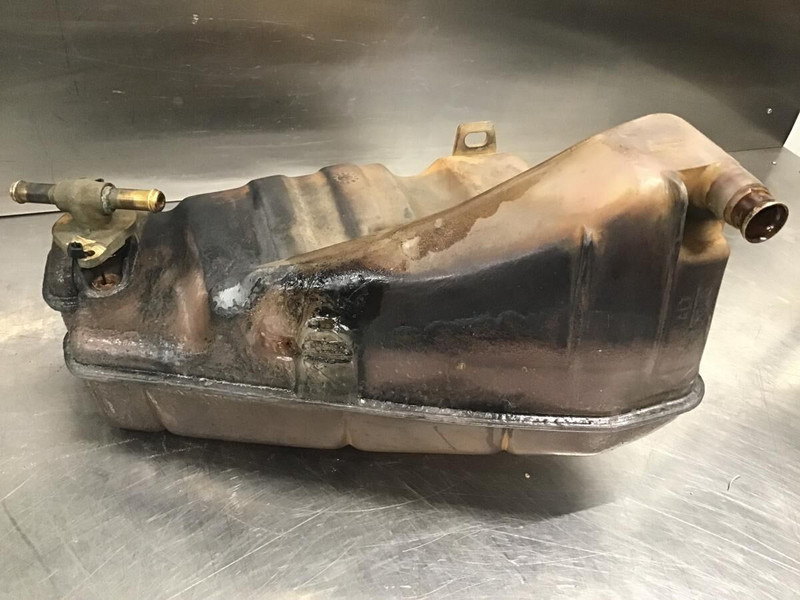 Liebherr Equalizing Reservoir - Расширительный бачок: фото 3 Liebherr Equalizing Reservoir - Расширительный бачок: фото 3