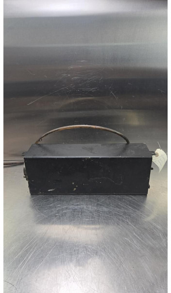 Liebherr Equalizing Reservoir - Расширительный бачок: фото 1 Liebherr Equalizing Reservoir - Расширительный бачок: фото 1