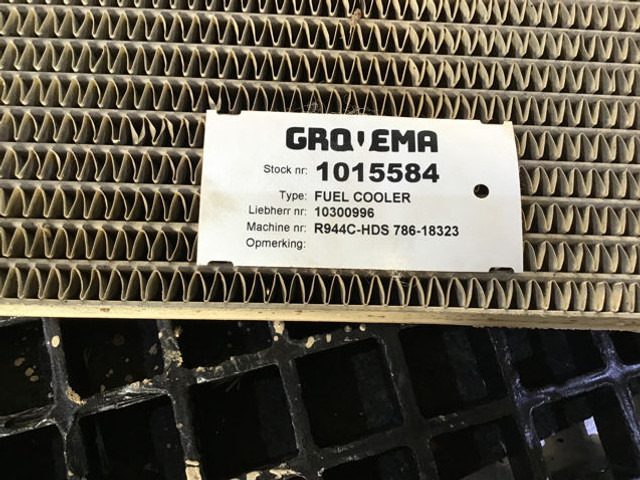 Liebherr Fuel Cooler - Масляный радиатор: фото 1 Liebherr Fuel Cooler - Масляный радиатор: фото 1
