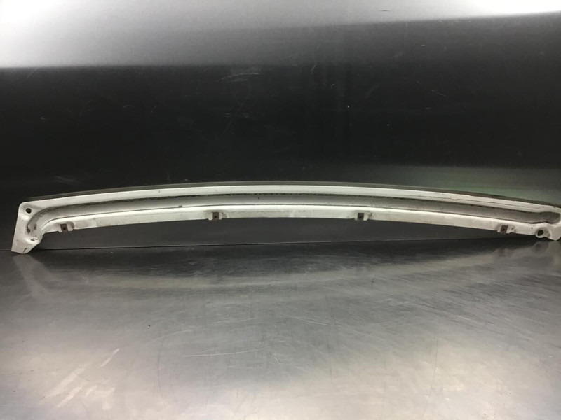 Liebherr Guide Left - Бампер: фото 1 Liebherr Guide Left - Бампер: фото 1