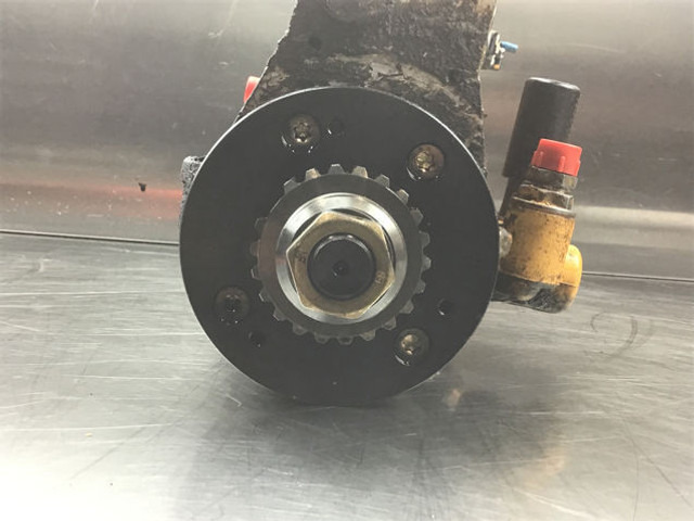 Liebherr Injection Pump - Топливный насос: фото 4 Liebherr Injection Pump - Топливный насос: фото 4