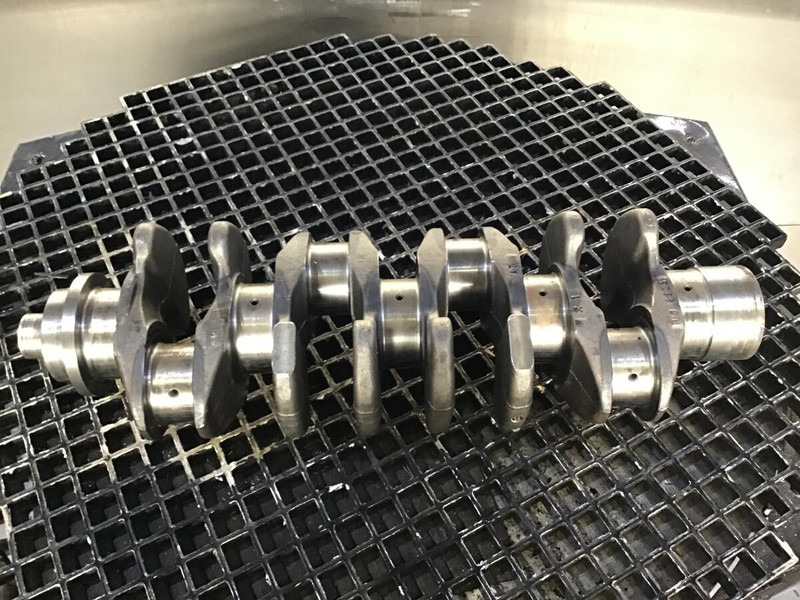 Liebherr - Коленчатый вал: фото 2 Liebherr - Коленчатый вал: фото 2