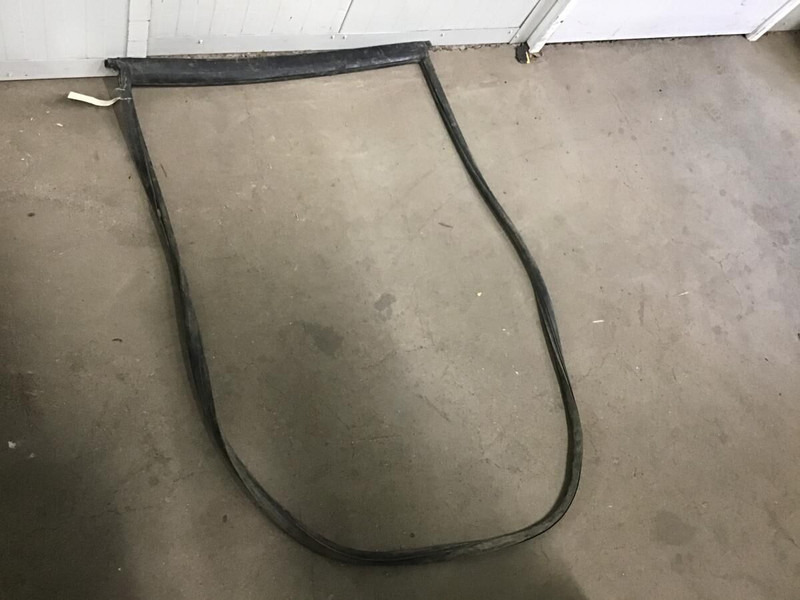 Liebherr R900 Li / R914B / R912 Li / R904 / R902 Li / R922 / A904 Li / A904 INDUSTRIAL / A902 Li / A900C Li / A900B Li / A900 ZW / A900 L - Кабина и интерьер: фото 2 Liebherr R900 Li / R914B / R912 Li / R904 / R902 Li / R922 / A904 Li / A904 INDUSTRIAL / A902 Li / A900C Li / A900B Li / A900 ZW / A900 L - Кабина и интерьер: фото 2