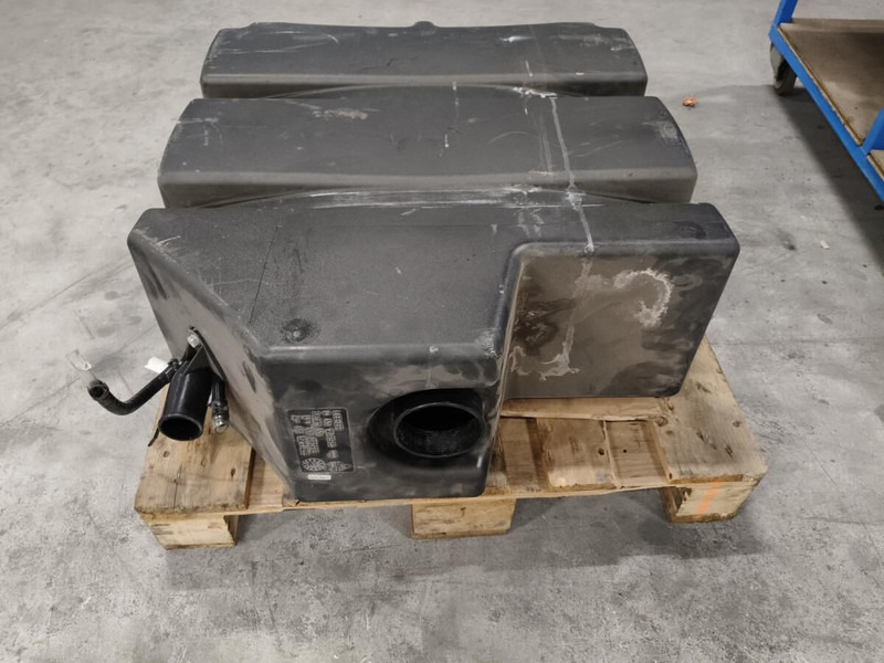 Liebherr R926 COMP / R926 K-LC - Выхлопная система: фото 2 Liebherr R926 COMP / R926 K-LC - Выхлопная система: фото 2