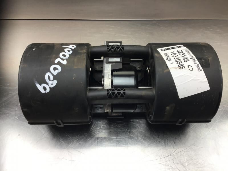 Liebherr R946 LC / R946 NLC / R956 / R976 / R926 LC / R920 / R920 LC - Вентилятор печки: фото 2 Liebherr R946 LC / R946 NLC / R956 / R976 / R926 LC / R920 / R920 LC - Вентилятор печки: фото 2