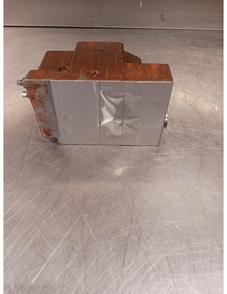 Liebherr Regulating Valve - Гидравлика: фото 3 Liebherr Regulating Valve - Гидравлика: фото 3